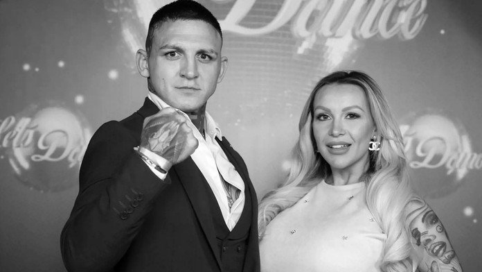 Távoltartási végzést ítélt meg a bíróság Boráros ellen, mivel életveszélyesen fenyegette Jákli Mónikát. Újabb részletek derültek ki