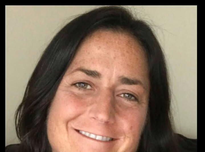 💔 Tragédia az iskolában:Úgy mellbe rúgta a 14 éves diák a tanárt, hogy belehalt! 👇𝐂𝐢𝐤𝐤 𝐚 𝐡𝐨𝐳𝐳𝐚́𝐬𝐳𝐨́𝐥𝐚́𝐬𝐨𝐤𝐧𝐚́𝐥!