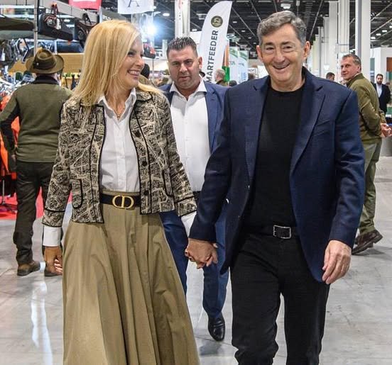 Kiderült, hogy mennyibe került Várkonyi Andrea ruhája a vadászgálán..kapaszkodjanak meg!