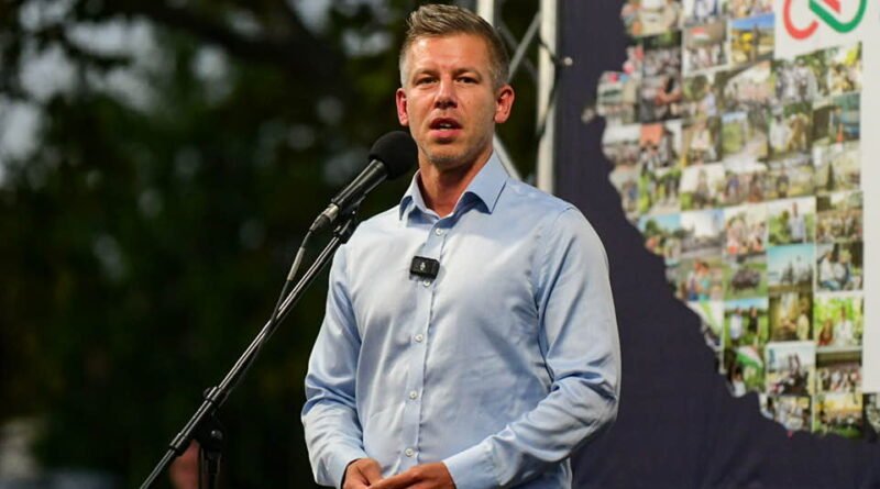 Magyar Péter áfacsalónak és harmadosztályú trash celebnek nevezte Hajdú Pétert