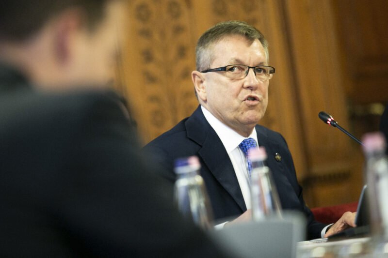 Két és fél órát beszélt Matolcsy György a bíróságon