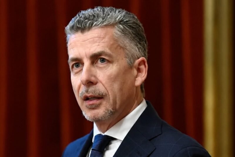 Már Rákay Philip filmje körül nyomoznak: Házkutatást tartottak a rendőrök – Videk.info – Magyarország Kincsei